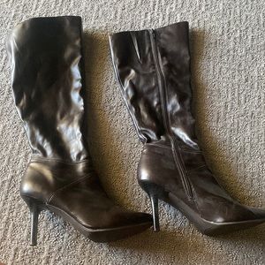 Brown Worthington heeled boots 7 1/2